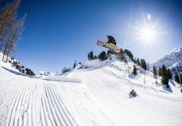 Snowboarding in Obertauern – Snowboard Hotel Perner****